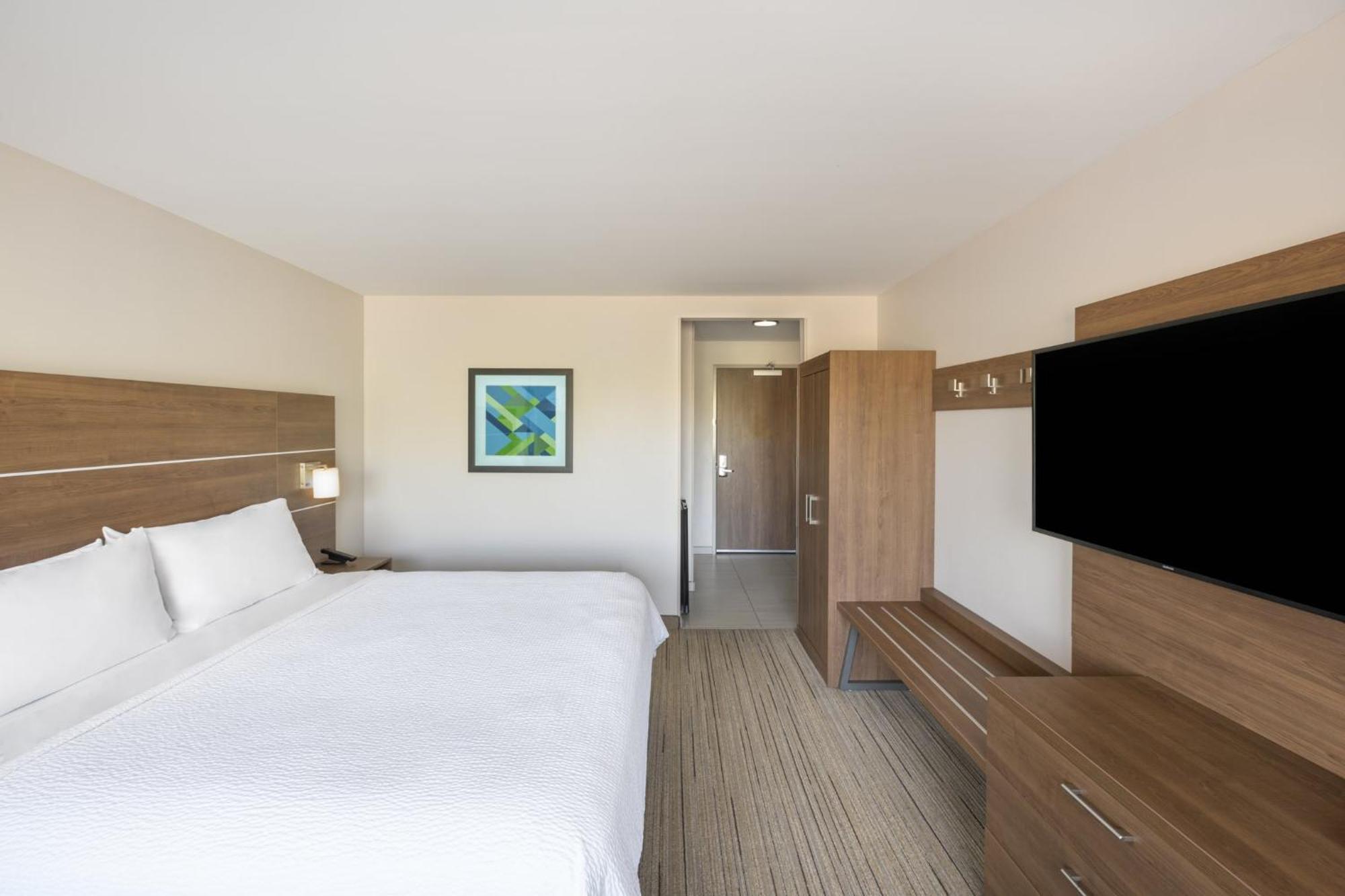 Express & - - East Mesa By Ihg
