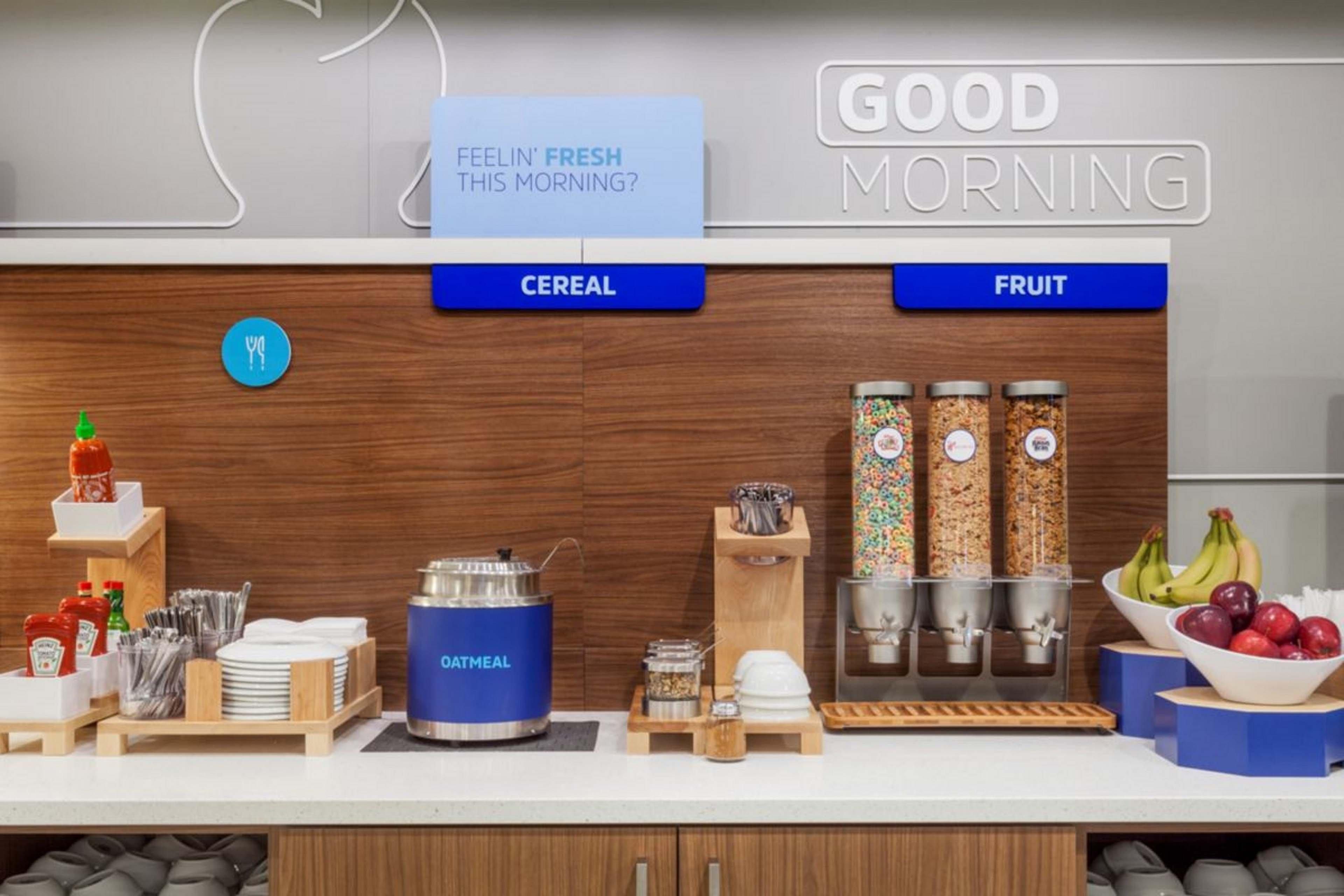 Hotel Express & - - East Mesa By Ihg 3*
