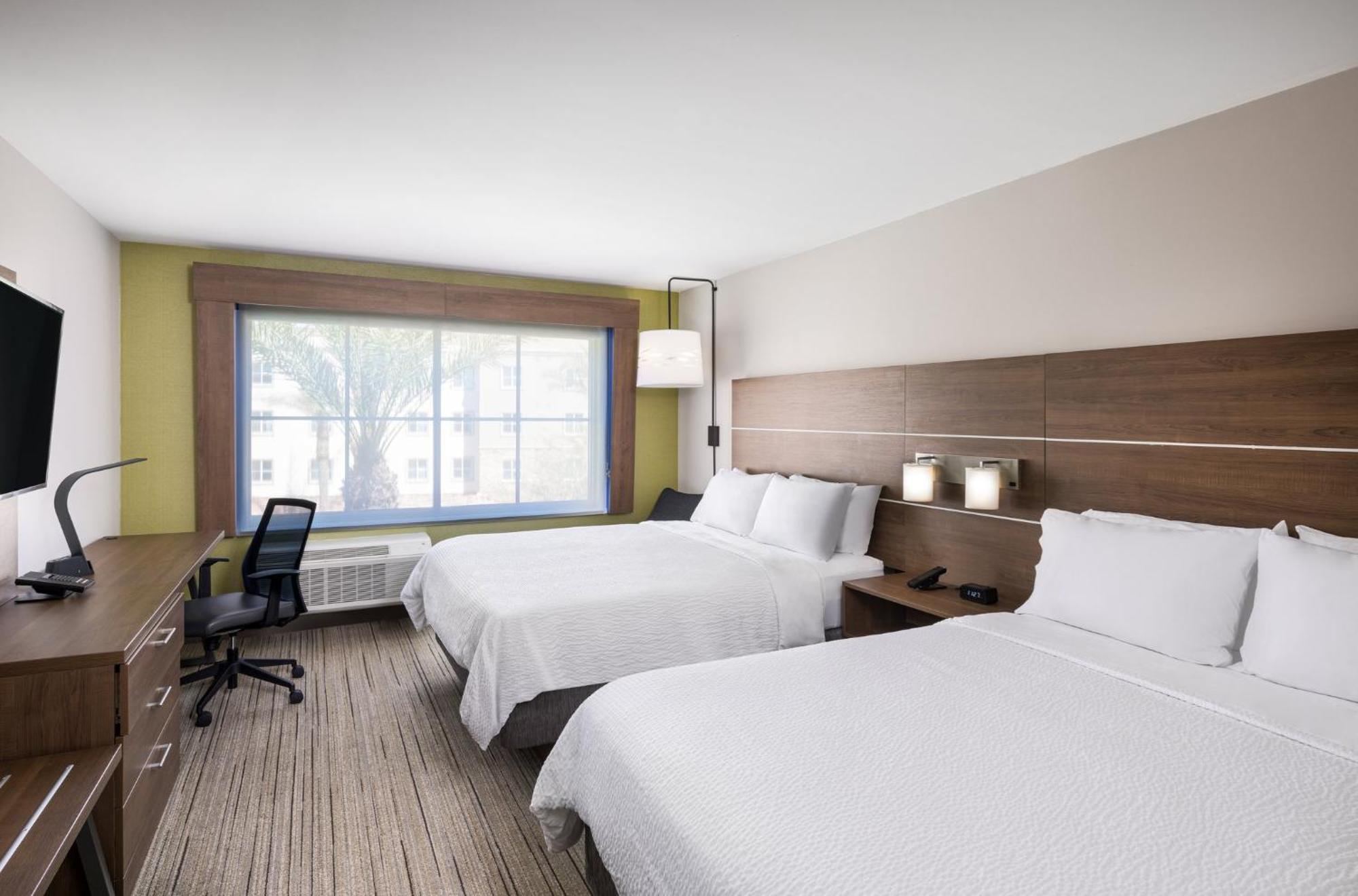 Express & - - East Mesa By Ihg Gilbert