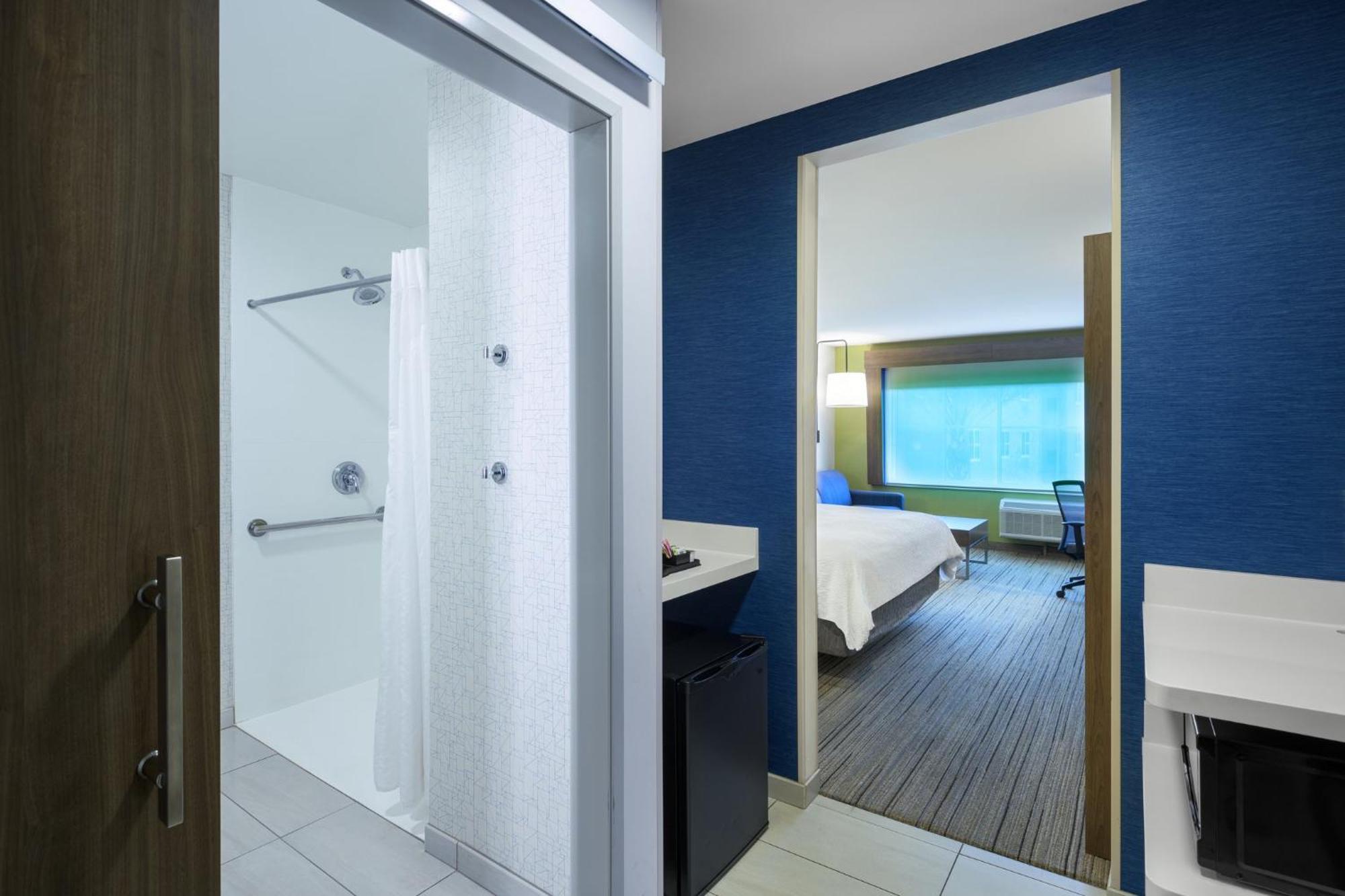 Hotel Express & - - East Mesa By Ihg
