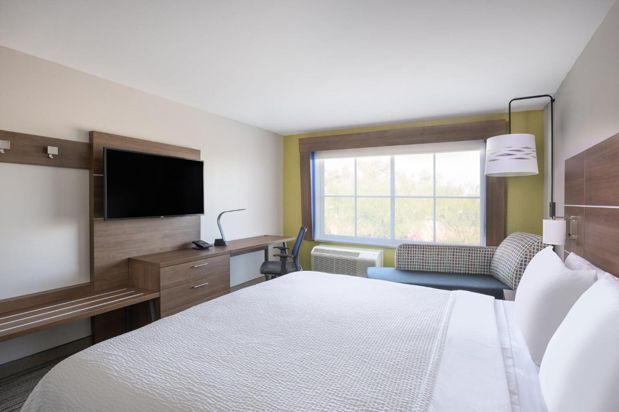 Express & - - East Mesa By Ihg 3* Gilbert