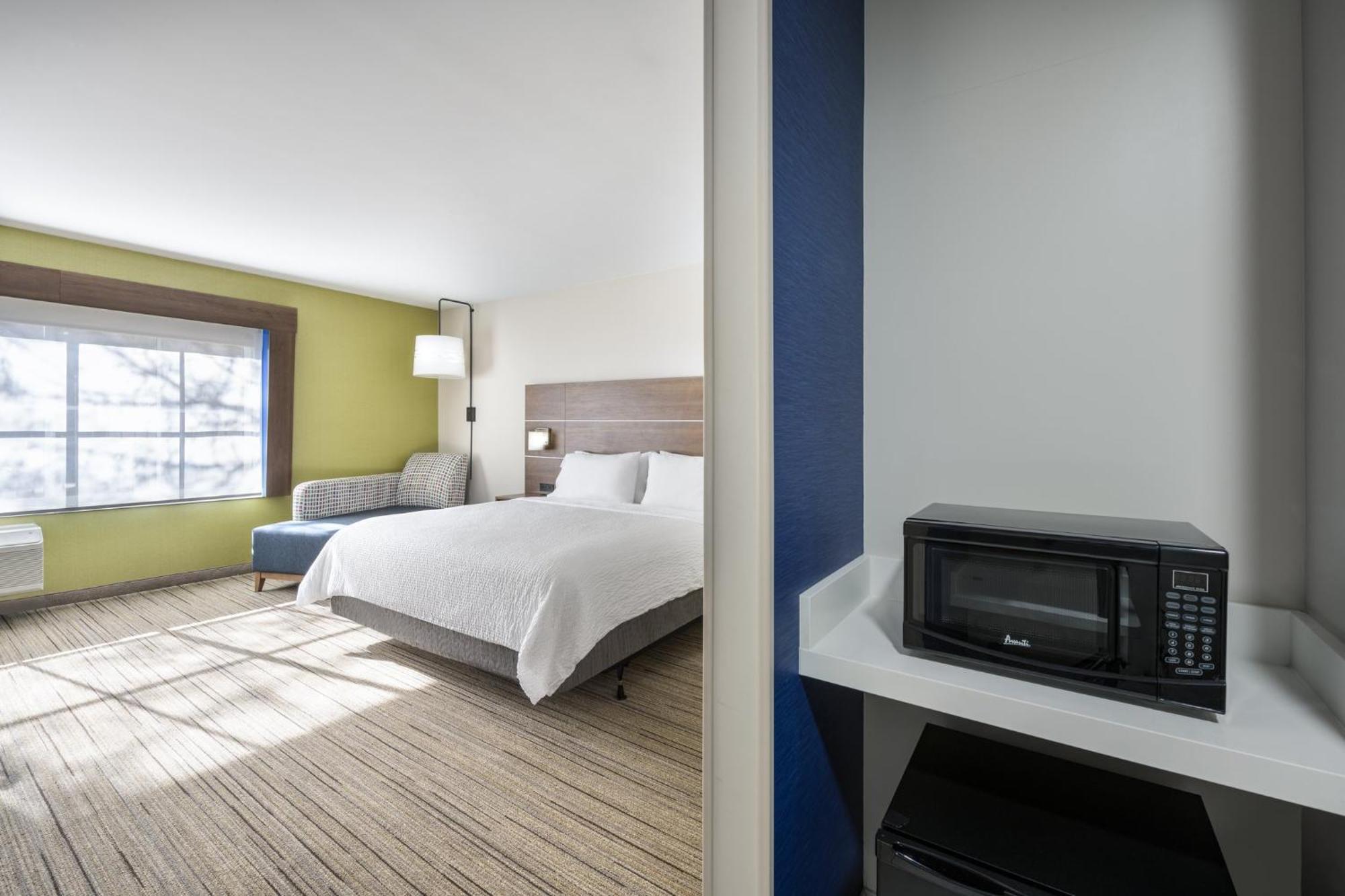 Express & - - East Mesa By Ihg Hotel