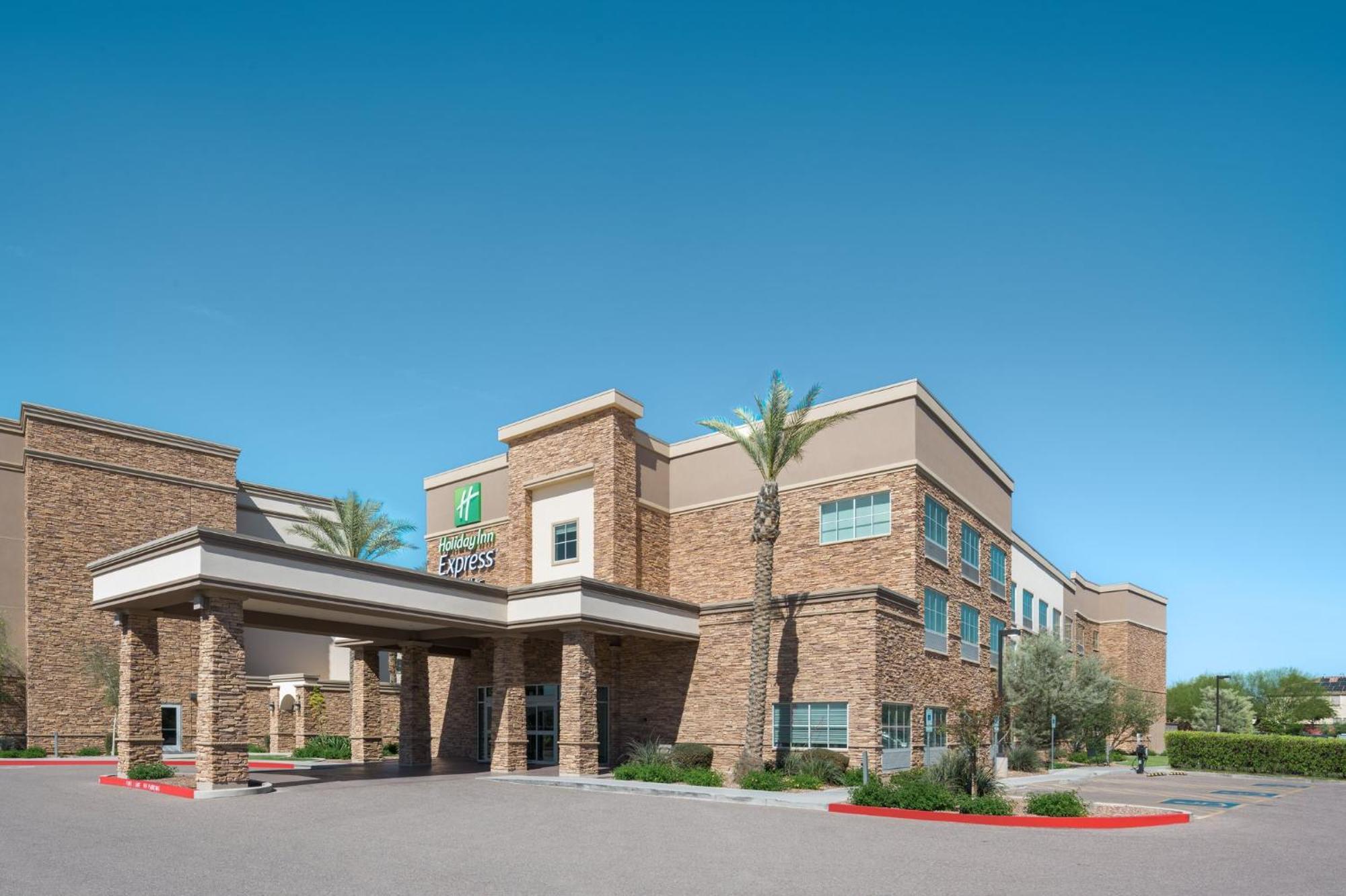 Express & - - East Mesa By Ihg Hotel