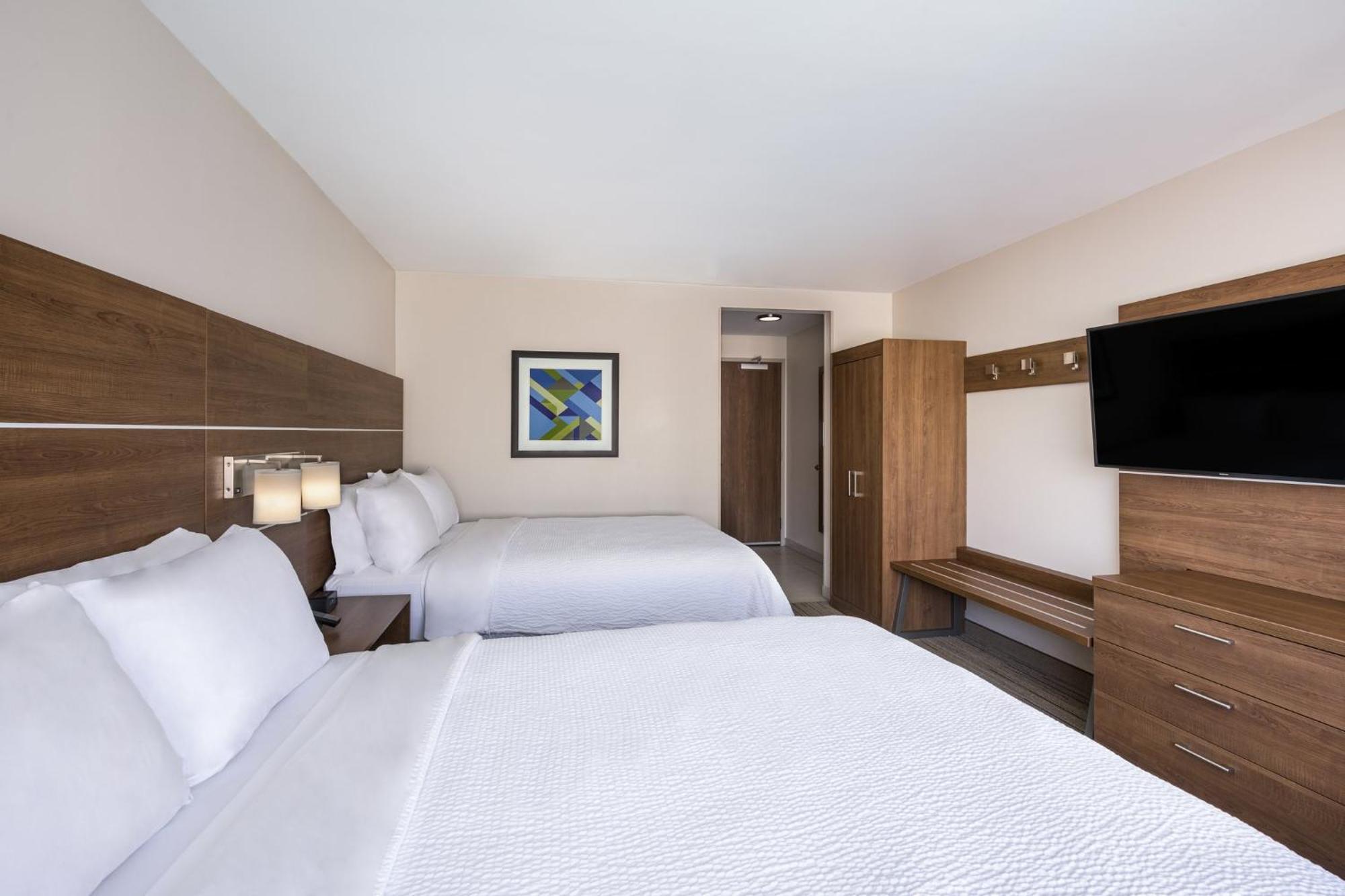 Express & - - East Mesa By Ihg Hotel Gilbert